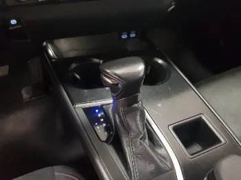 Miniatura Lexus UX250H