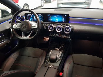 Miniatura Mercedes Benz A200d