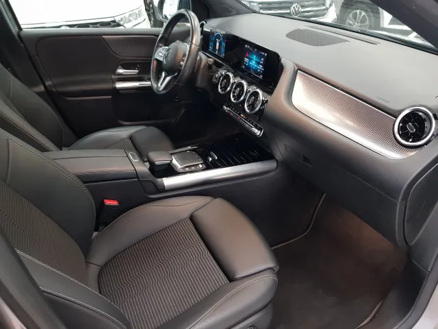 Mercedes Benz B180d  used car in Malaga