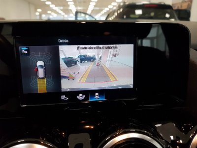 Thumbnail Mercedes Benz B180d