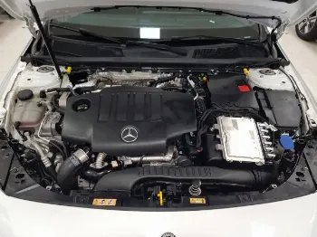 Miniatura Mercedes Benz CLASE