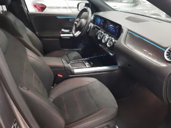 Miniatura Mercedes Benz GLA