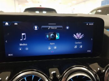 Miniatura Mercedes Benz Gla