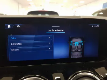 Miniatura Mercedes Benz GLA