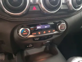 Miniatura Nissan JUKE