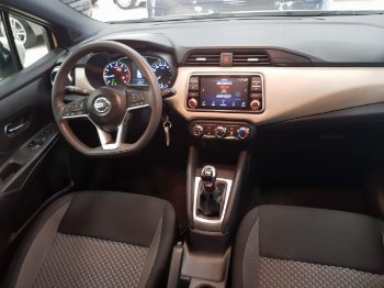 Miniatura Nissan Micra