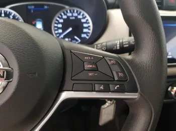 Miniatura Nissan MICRA