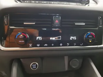 Miniatura Nissan QASHQAI