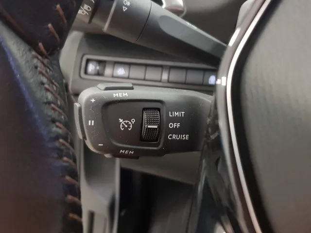 Peugeot 5008  de segunda Mano en Málaga