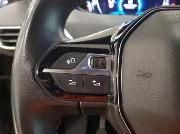 Miniatura Peugeot 5008