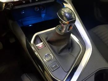 Miniatura Peugeot 5008