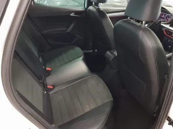 Miniatura Seat ARONA