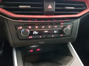 Miniatura Seat ARONA