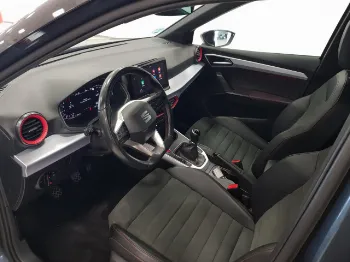 Miniatura Seat ARONA