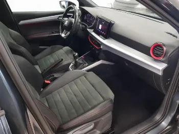 Miniatura Seat ARONA