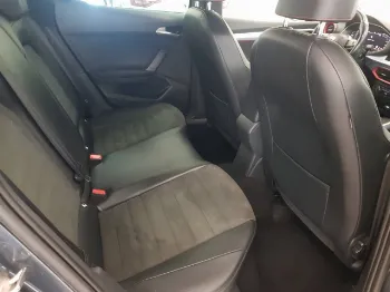 Miniatura Seat ARONA