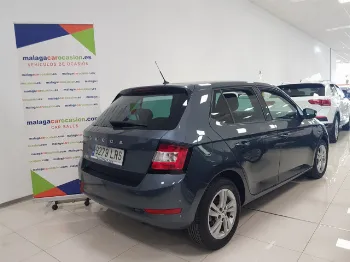Thumbnail Skoda FABIA