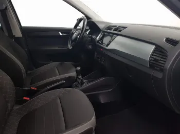 Thumbnail Skoda FABIA