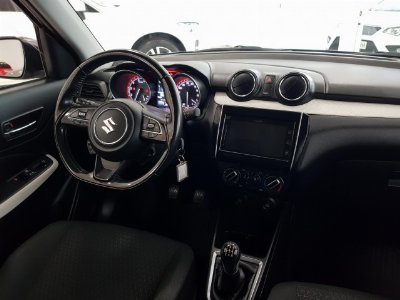 Thumbnail Suzuki Swift