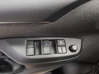 Thumbnail Toyota YARIS