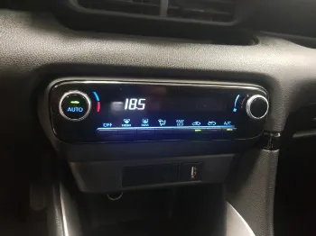 Miniatura Toyota YARIS
