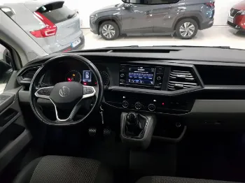 Miniatura Volkswagen CARAVELLE