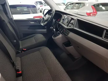 Miniatura Volkswagen CARAVELLE