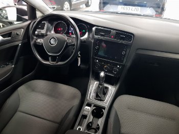 Thumbnail Volkswagen Golf