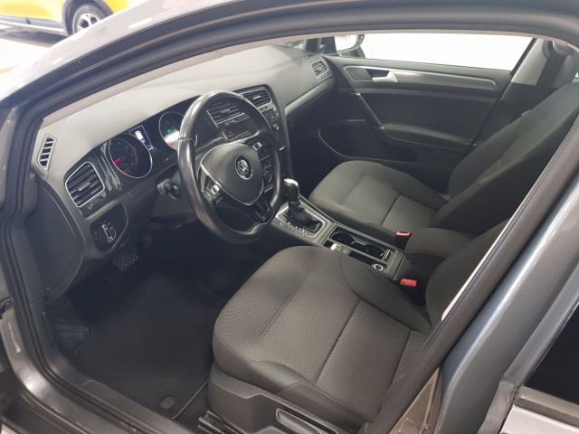 Volkswagen Golf  used car in Malaga