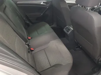 Miniatura Volkswagen GOLF