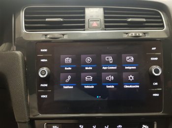 Miniatura Volkswagen Golf