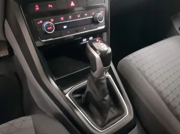 Thumbnail Volkswagen T-CROSS