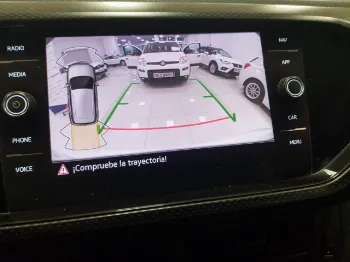 Thumbnail Volkswagen T-CROSS