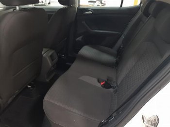 Thumbnail Volkswagen T-cross