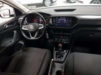 Thumbnail Volkswagen T-cross