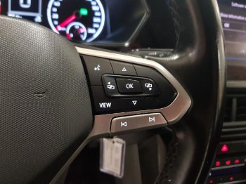 Thumbnail Volkswagen T-cross