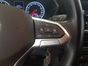 Thumbnail Volkswagen T-CROSS