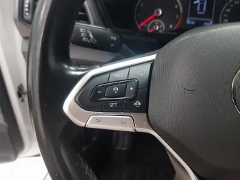 Miniatura Volkswagen T-CROSS