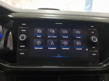 Miniatura Volkswagen T-CROSS