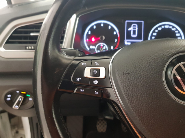 Volkswagen T-roc  used car in Malaga