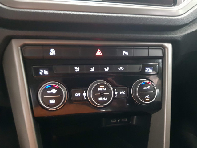 Volkswagen T-roc  used car in Malaga