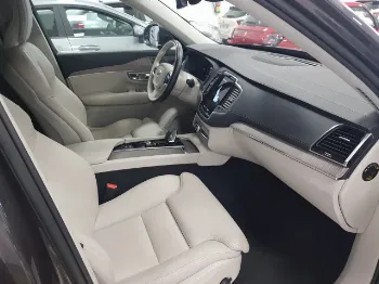 Miniatura Volvo XC90