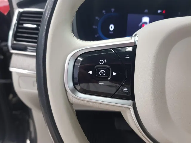 Volvo XC90  de segunda Mano en Málaga